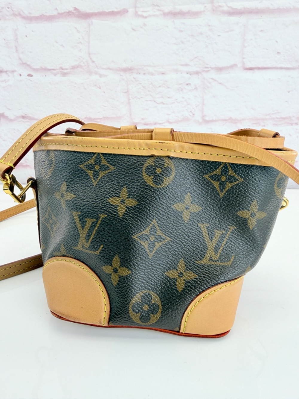 Louis Vuitton Monogram Mini Noe Bucket Bag - Picture 6 of 15